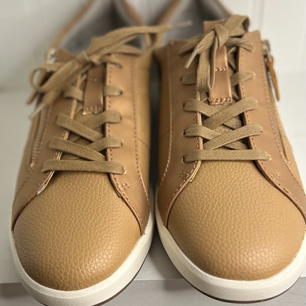 Naturalizer Womens Karine Tan Fashion Sneaker Size 10 (Wide) (7288695)